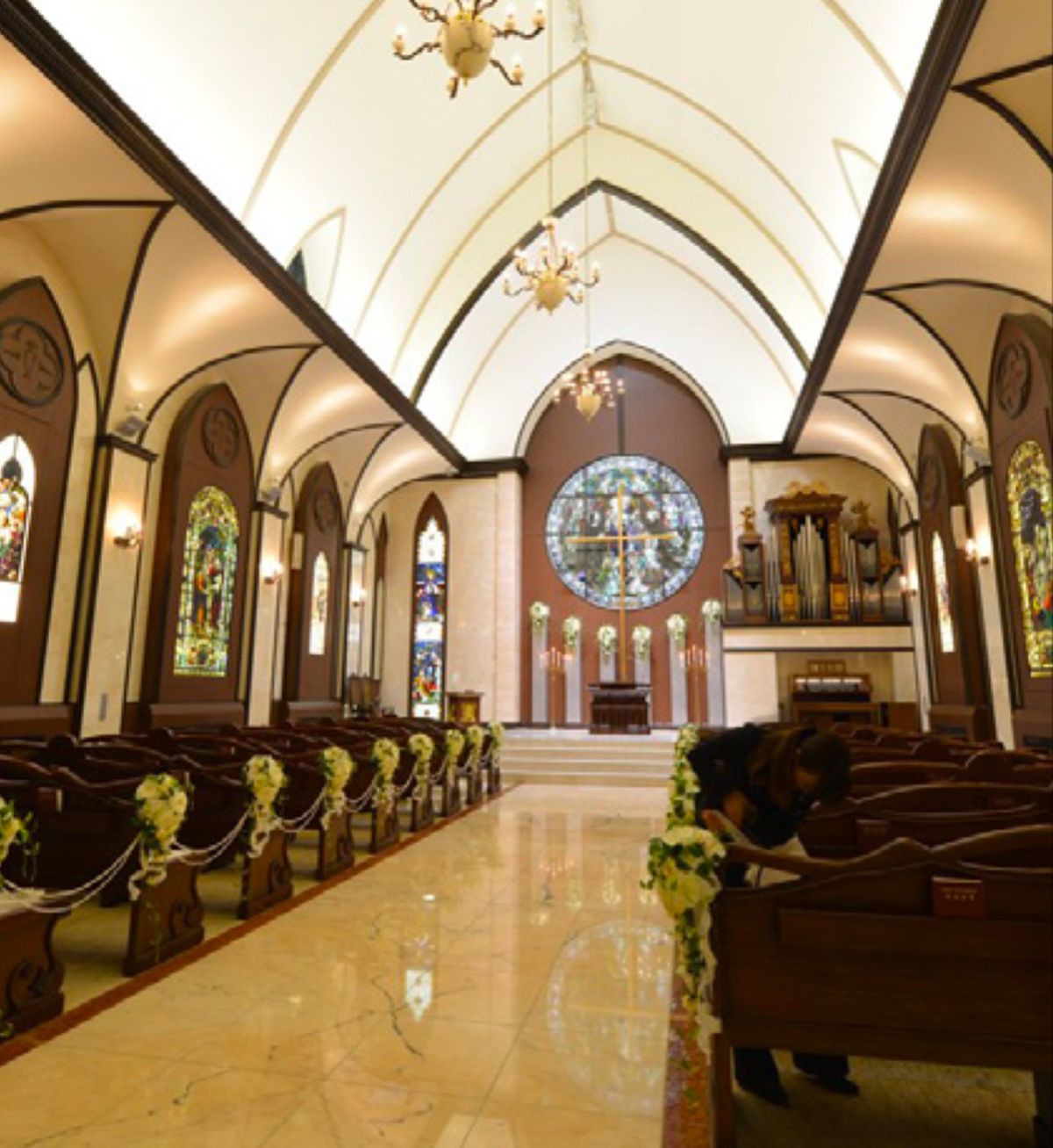 Kostol, Japonsko – exteriérová iluminácia - Obrázok 1